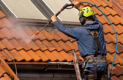 Démoussage et hydrofuge de toiture à Héloup